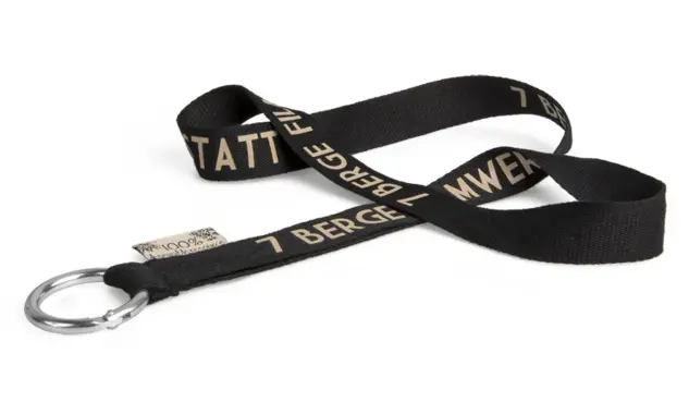 Lanyard aus Bambus-Viskose mit ECO-Label Dieses Bambus-Lanyard ist einfarbig bedruckt und hat einen Karabinerring sowie ein ECO-Label.