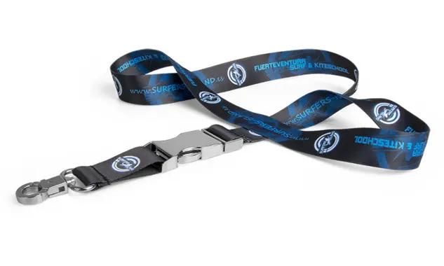Hochwertiges Lanyard mit Fotodruck Dieses individuell produzierte Lanyard ist mit Fotodruck veredelt und besitzt einen Clip-Lock Steckverschluss sowie einen glänzenden Solid-Hook-Haken.