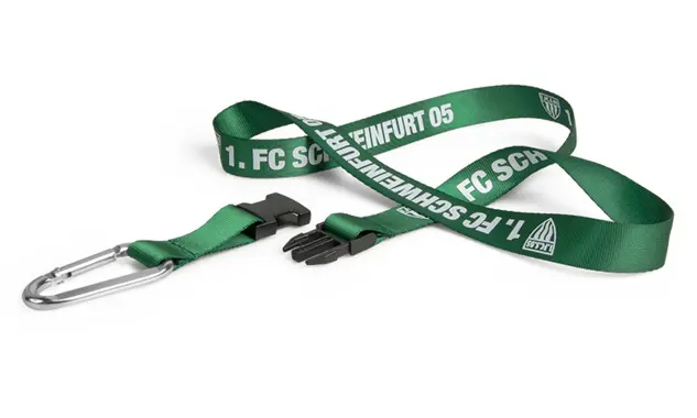 Lanyard aus Nylon mit Logodruck Dieses klassische Nylon-Lanyard in 20 mm Breite und Wunschfarbe bietet neben einem glänzenden Karabinerhaken ein praktischer Clip-Lock Steckverschluss.